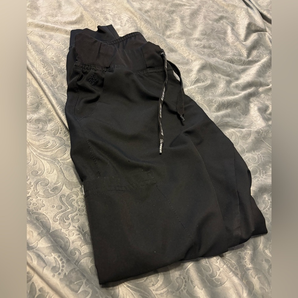 Med Couture Scrub Pants.